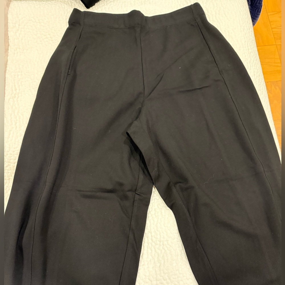 MAX STUDIO LONDON
Ponte Barrel Leg Pants - Picture 8 of 12
